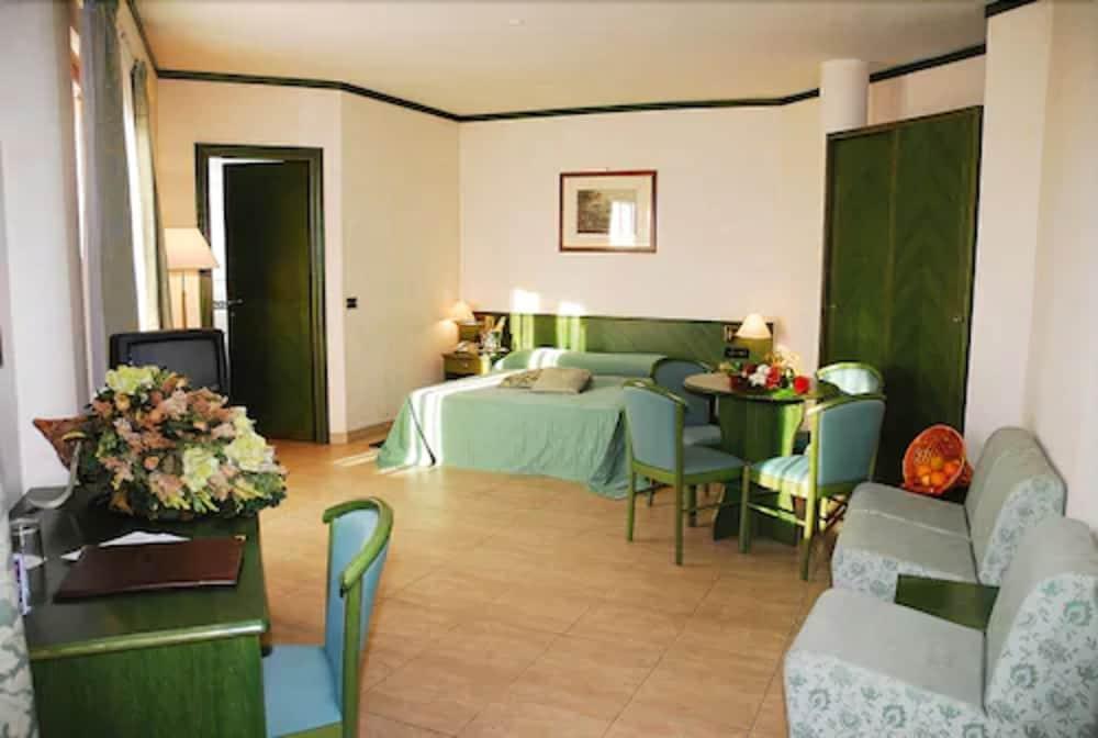 Park Hotel Imperatore Adriano Tivoli Kültér fotó