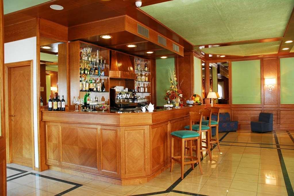 Park Hotel Imperatore Adriano Tivoli Étterem fotó